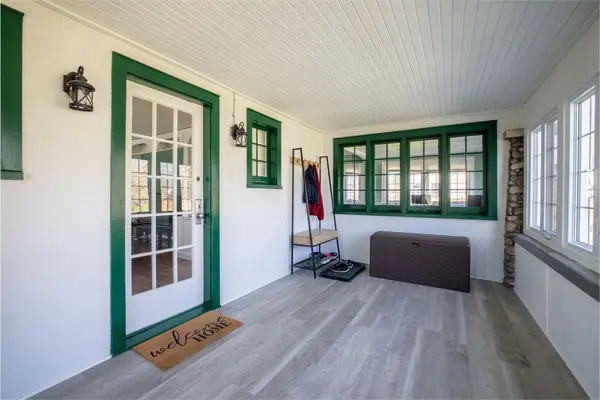 305 Leask AVE, Fort Erie, ON L2A 4L3