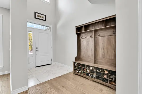 160 Eric Maloney WAY, Blossom Park - Airport And Area, ON K1T 0R1