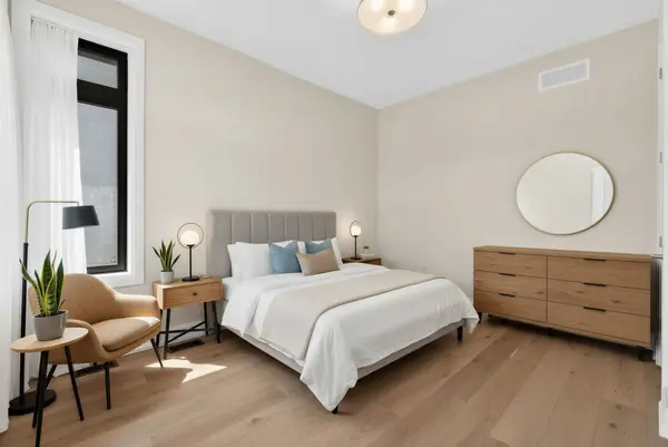 6192 Curlin CRES, Niagara Falls, ON L2H 3W8