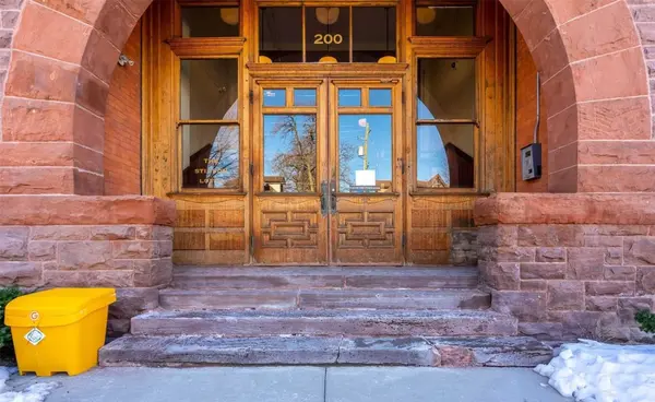 200 Stinson ST #PH16, Hamilton, ON L8N 4J5