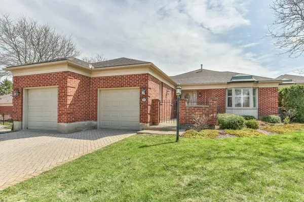 60 ROSECLIFFE CRES #8, London South, ON N6K 4E5