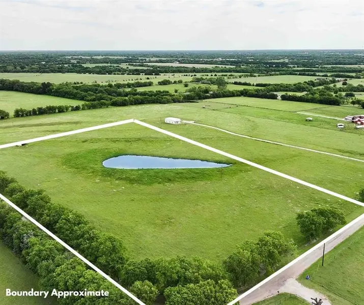 4292 County Road 3108, Campbell, TX 75422