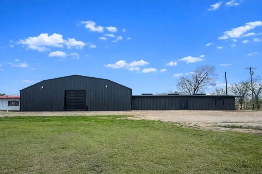 111 Frontier Drive, Quinlan, TX 75474