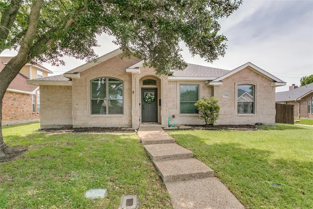 1220 Shady Elm Lane, Lewisville, TX 75067