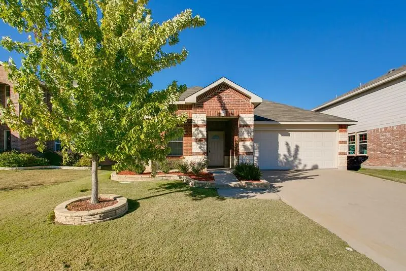 4541 Martingale View Lane, Fort Worth, TX 76244
