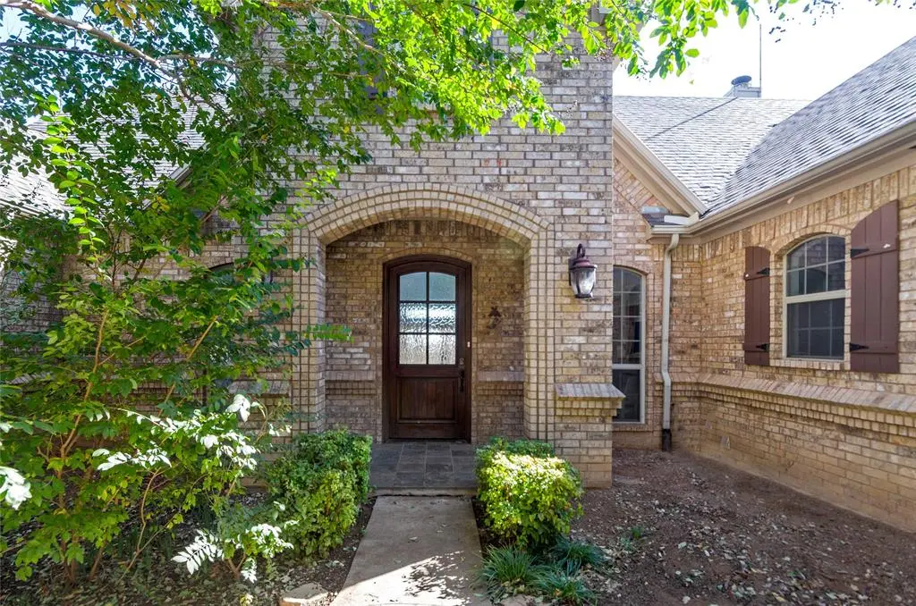 396 Ranchview Court, Bowie, TX 76230