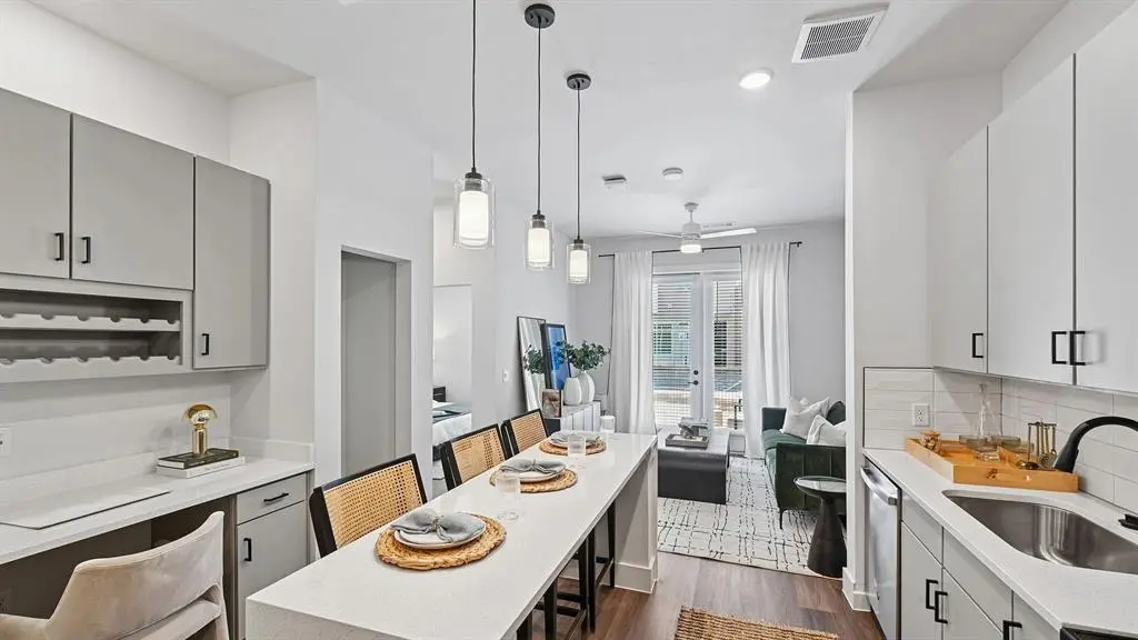 1735 N Greenville Avenue #3103, Richardson, TX 75081