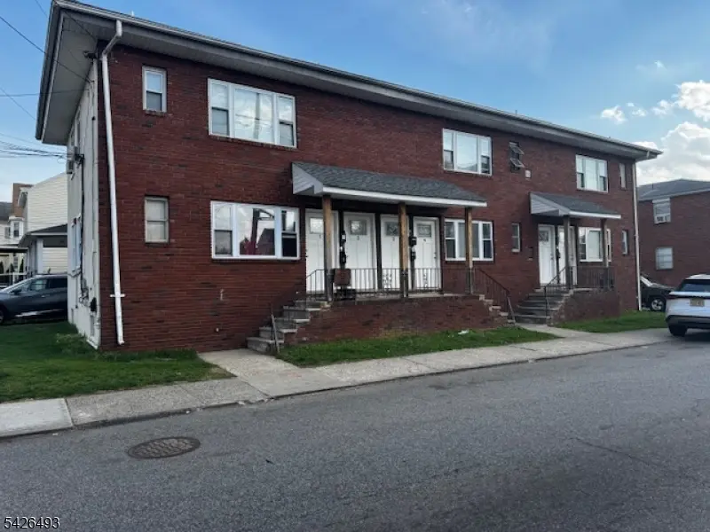 205 Carbon St #4, Paterson City, NJ 07522