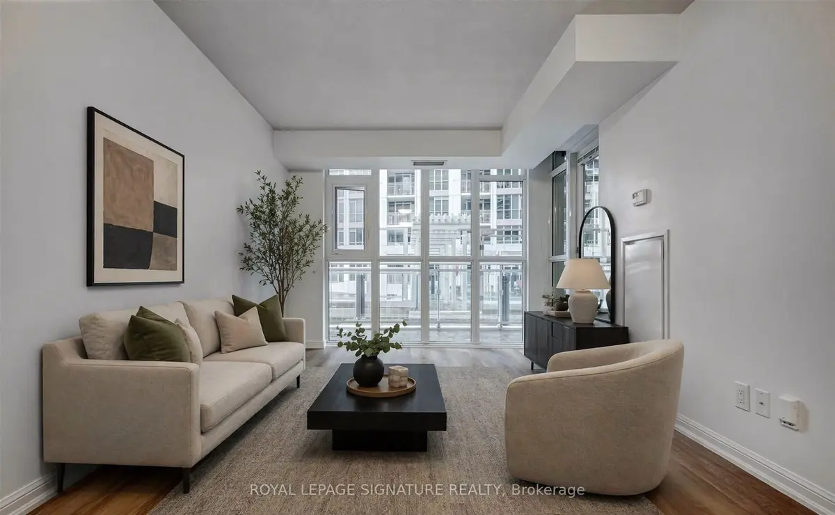 38 Grand Magazine ST #339, Toronto C01, ON M5V 0B2