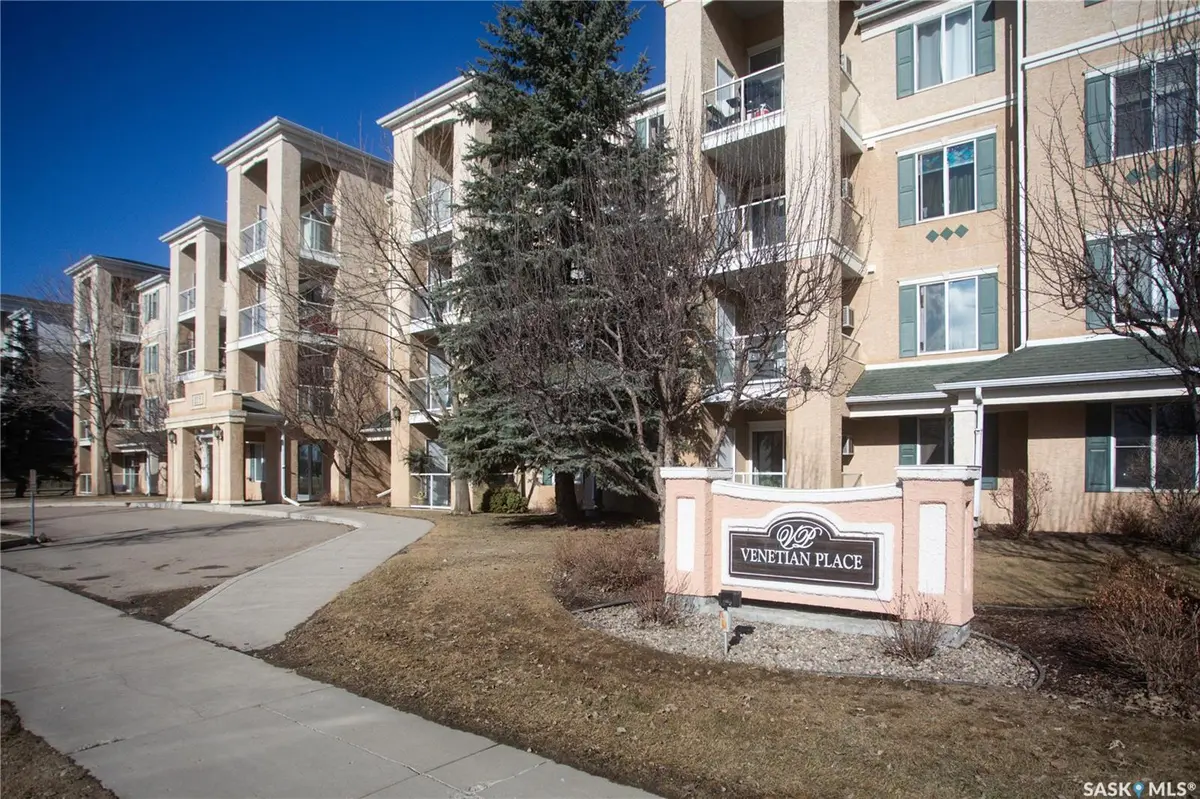 215 Lowe ROAD #411, Saskatoon, SK S7S 1N1