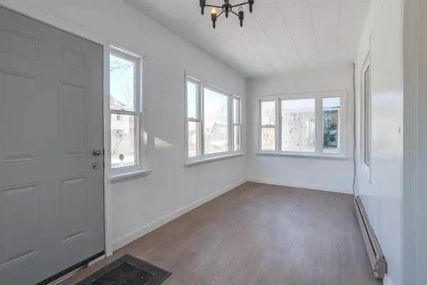 269 Toronto ST, Winnipeg, MB R3G 1S3