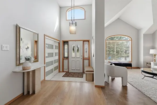 70 Mulligan Bay, Winnipeg, MB R3P 2H5