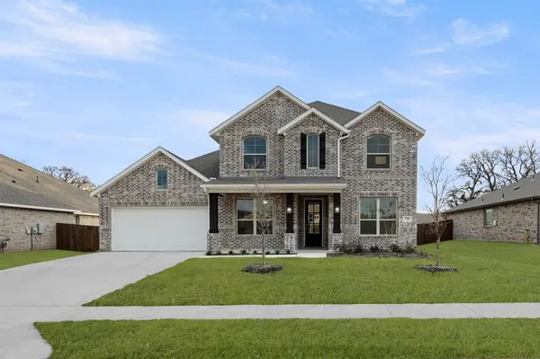 728 Stone Eagle, Azle, TX 76020