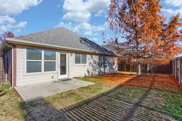 1308 Villa Paloma Boulevard, Little Elm, TX 75068