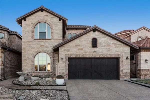 10013 Lakeside Drive, Fort Worth, TX 76179