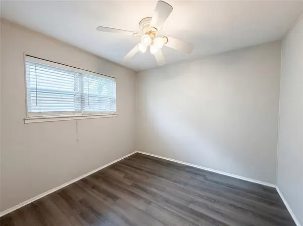 208 Summercrest Boulevard, Burleson, TX 76028