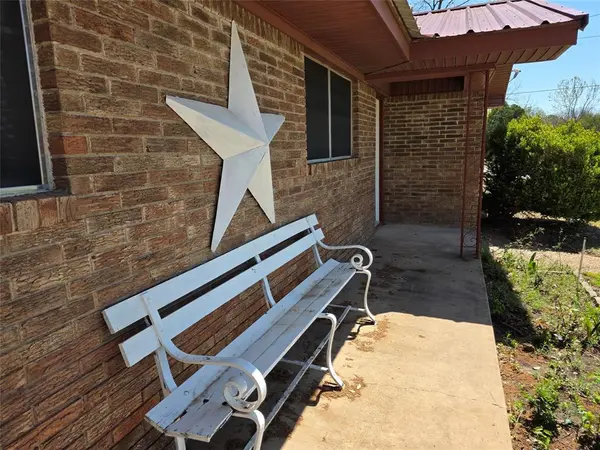 3103 Coggin Avenue, Brownwood, TX 76801