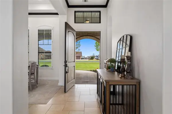 2023 Twin Creeks Circle, Pilot Point, TX 76258