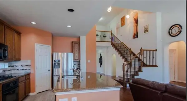 8373 Brightside Lane, Frisco, TX 75035