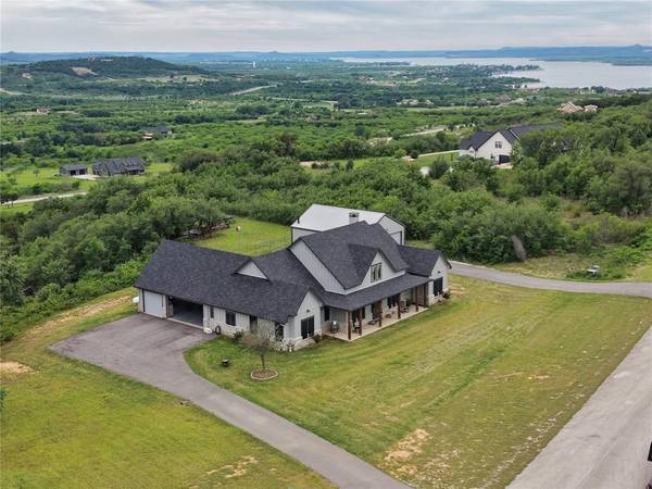 3017 Shooting Star Court, Graford, TX 76449