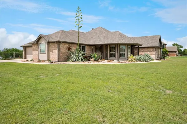 199 Newfield Lane, Springtown, TX 76082
