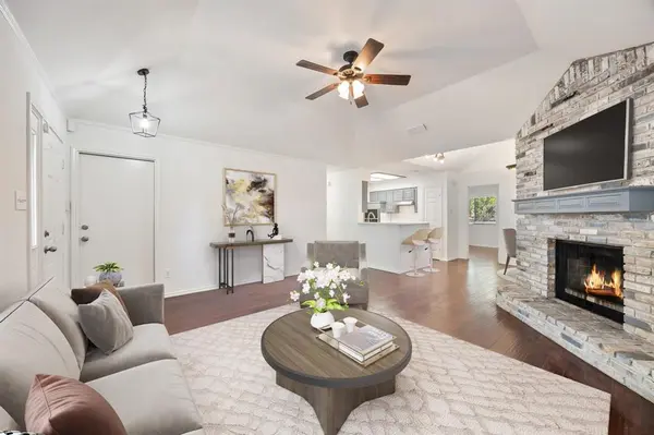 4905 Arborgate Drive, Arlington, TX 76017