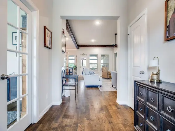 860 Colina Parkway, Farmersville, TX 75442