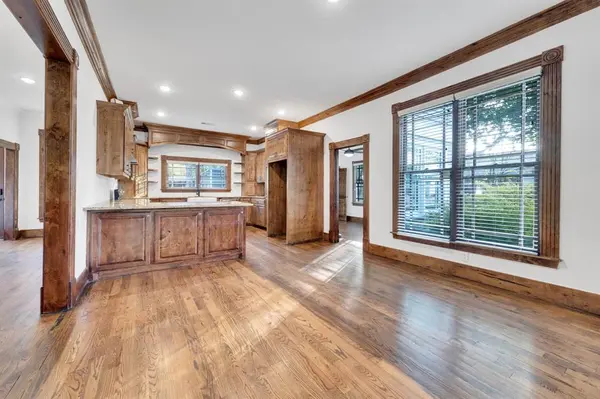 412 Royal Street, Waxahachie, TX 75165