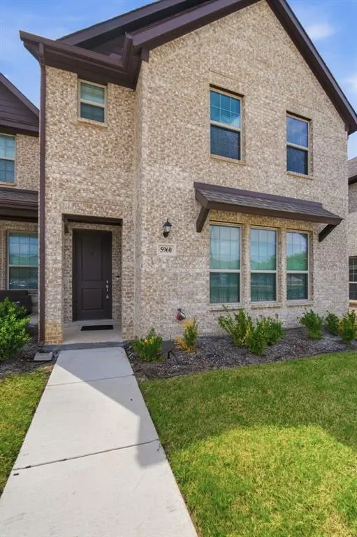 5960 Bursey Road, Watauga, TX 76148