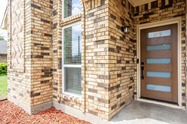 1815 Seabrook Drive, Duncanville, TX 75137