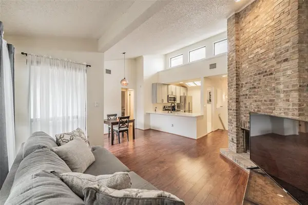 17490 Meandering Way #1709, Dallas, TX 75252