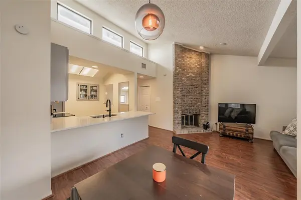 17490 Meandering Way #1709, Dallas, TX 75252