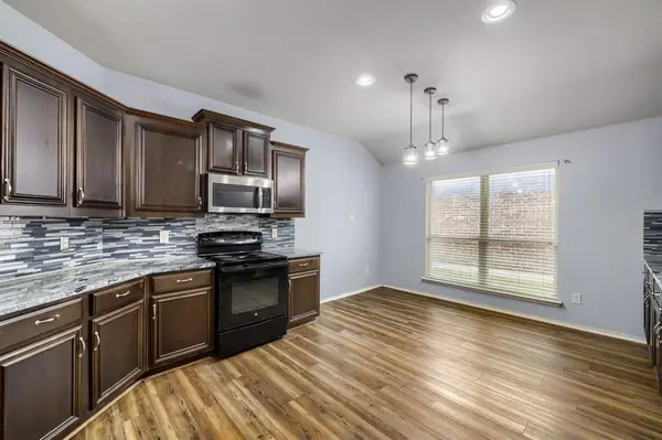 1513 Vermont Avenue, Lancaster, TX 75134