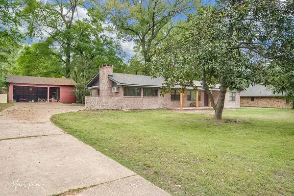 743 Lincoln Drive, Shreveport, LA 71107