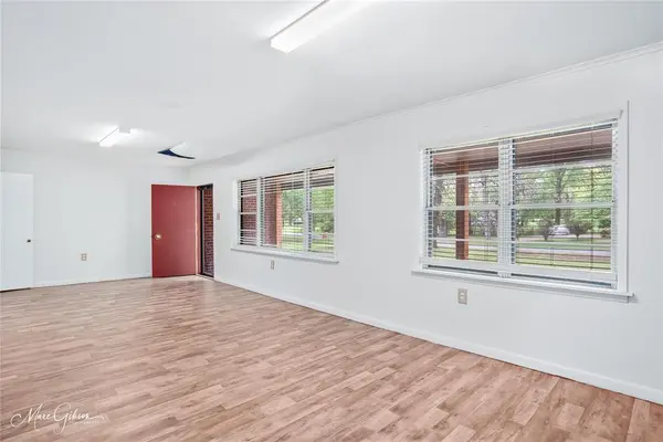 743 Lincoln Drive, Shreveport, LA 71107