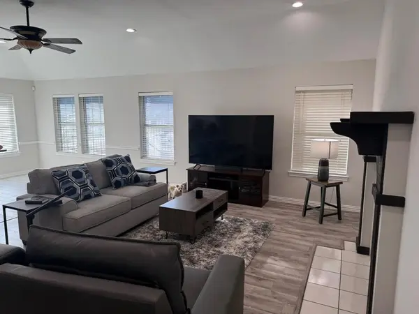 7809 Hightower Drive, North Richland Hills, TX 76182