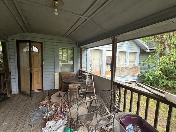 401 W Evans Avenue, Bonham, TX 75418