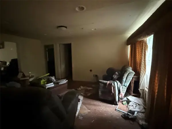 401 W Evans Avenue, Bonham, TX 75418