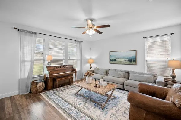 105 Bluebird Way, Argyle, TX 76226