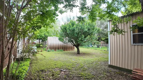 1807 W. Proctor Dr., Goldthwaite, TX 76844