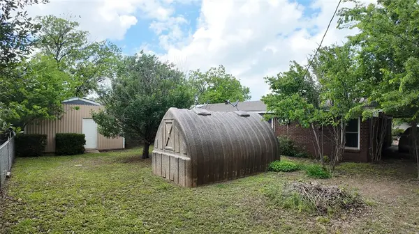 1807 W. Proctor Dr., Goldthwaite, TX 76844