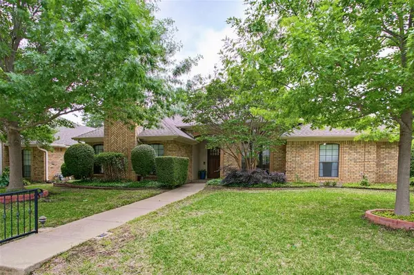 2905 Valleyview Drive, Grapevine, TX 76051