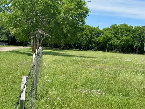 4292 County Road 3108, Campbell, TX 75422