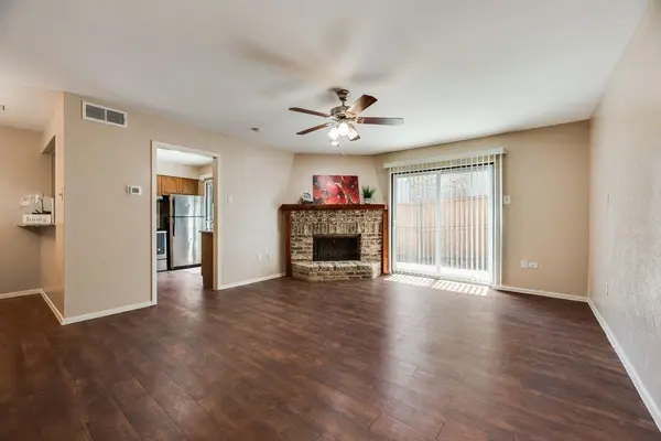 859 Dublin Drive #4 (D), Richardson, TX 75080