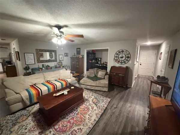 2809 N Murco Drive, Mineral Wells, TX 76067