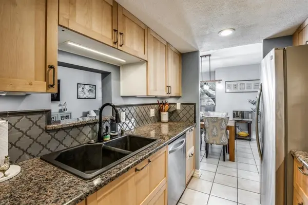 1603 Marsh Lane #301, Carrollton, TX 75006