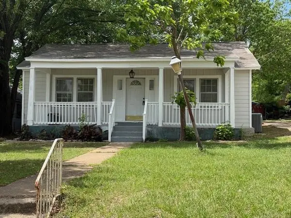 1527 Outer Drive, Tyler, TX 75701