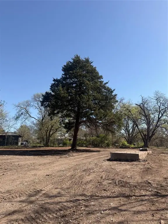 118 Jim Street, Waxahachie, TX 75165