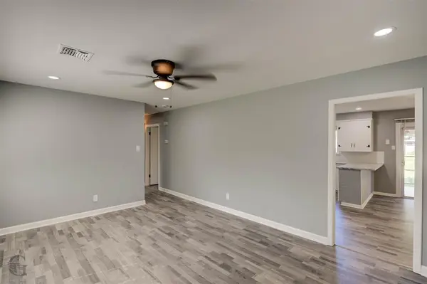 4214 Paul Street, Bossier City, LA 71112