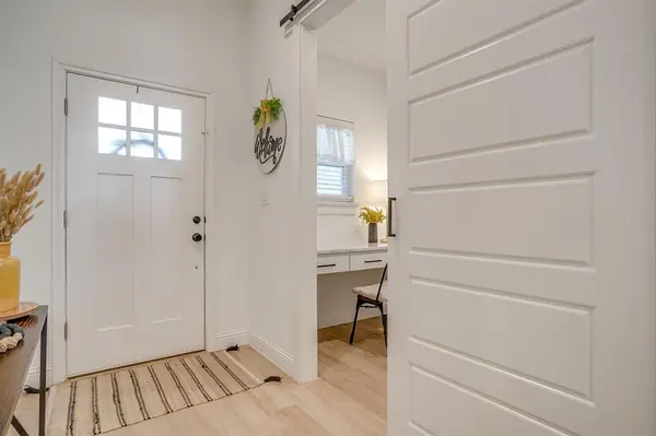 2217 Forest Hill Lane, Granbury, TX 76048